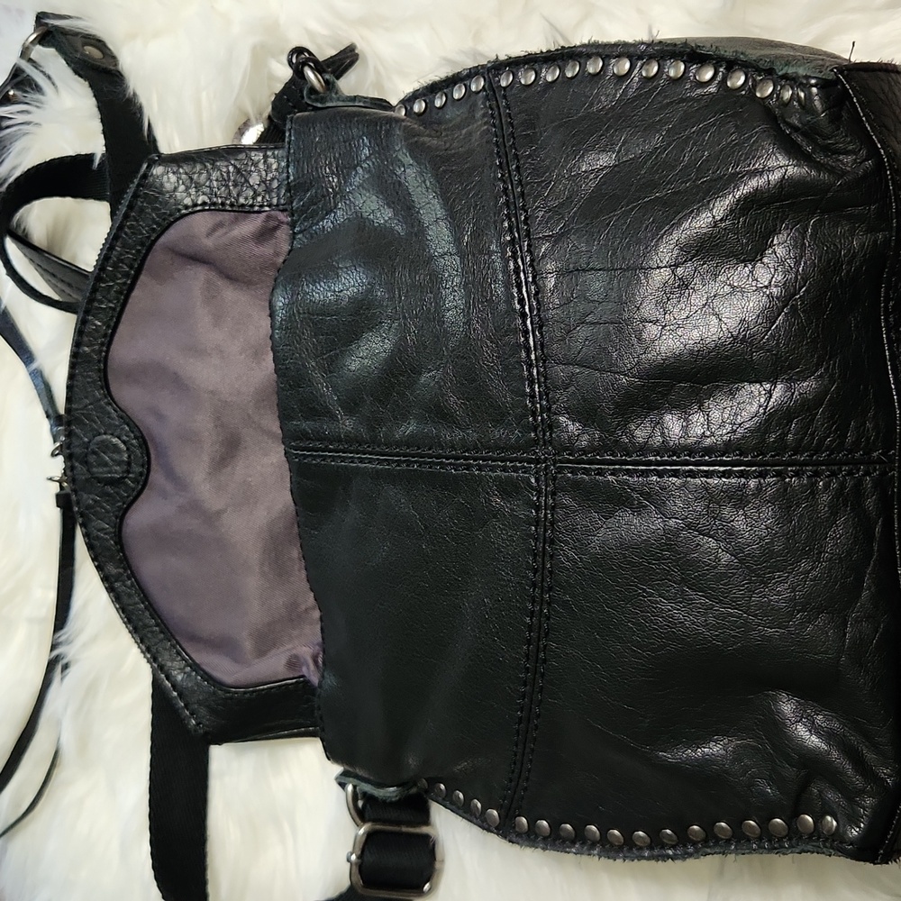 The Sak Silverlake Leather Crossbody Bag - Picture 6 of 16
